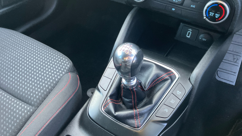 Ford Focus 1.0 EcoBoost 125 ST-Line 5dr Petrol Hatchback